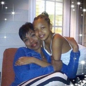 Meet your Posher, Mae